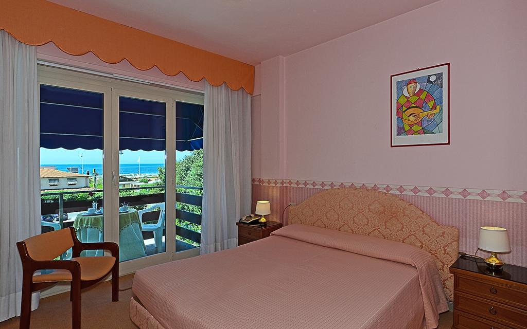 Hotel Areion Forte dei Marmi Extérieur photo